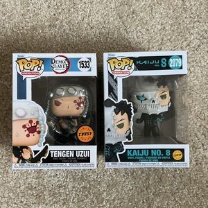 2 Mint Funko Pop Anime Demon Slayer 1533 Chase & Kaiju N.8 2079 Chase